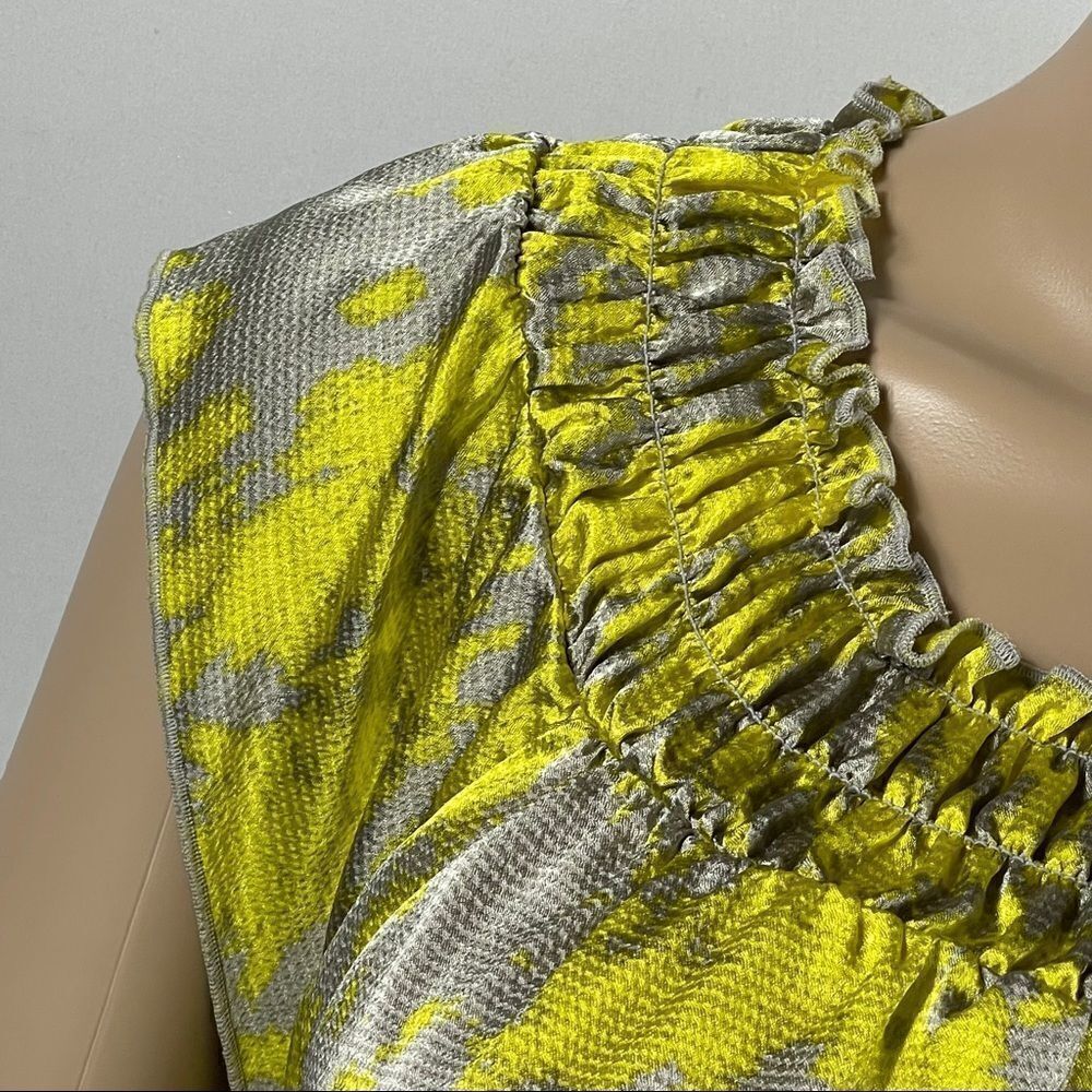 The Limited Yellow and Grey Ruched Blouse - Picture 6 of 11
